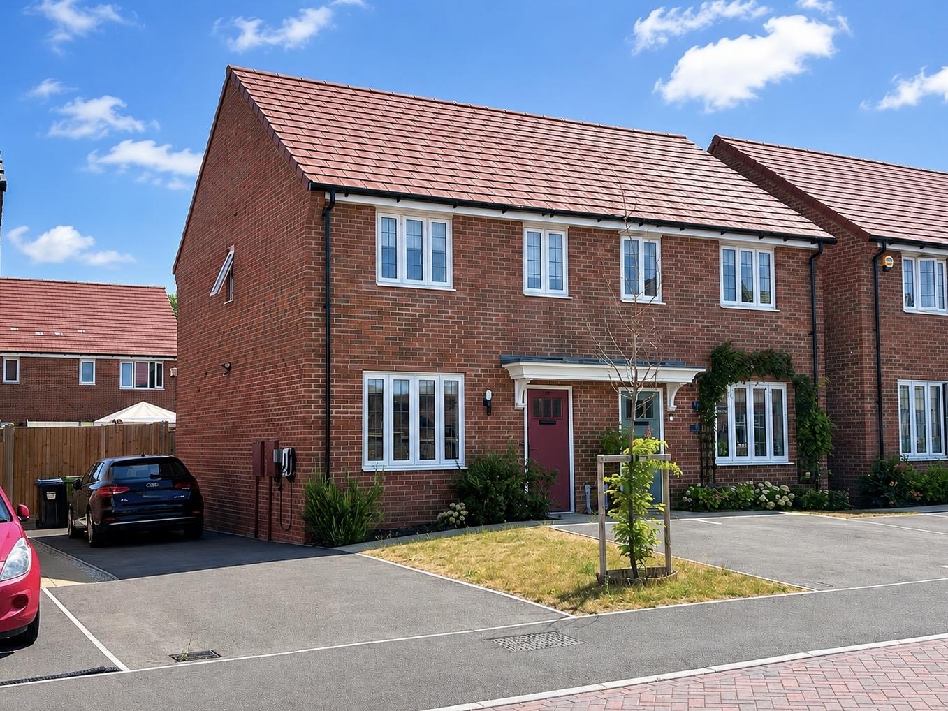 Claridge Crescent, Eagle Farm South, Milton Keynes
